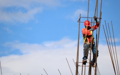 Delitos contra los derechos de los trabajadores (VI): Reclutar personas o determinar al abandono de puesto de trabajo.