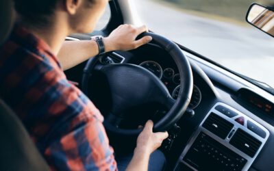 ¿Es delito utilizar una tarjeta de estacionamiento para personas con discapacidad que no es mía? Un caso real.