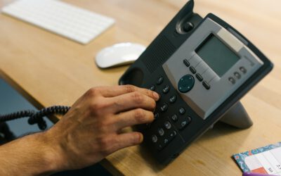 La necesidad de que el requerimiento para el cumplimiento de penas o medidas de alejamiento o prohibición de comunicación a extranjero se realice en presencia de intérprete jurado