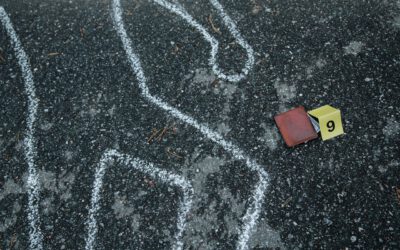Asesinato y robo, cadena de custodia y aparición cuchillo.