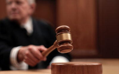 Se prohíbe al Juez que juzgó un delito leve investigar el falso testimonio que acordó en el juicio